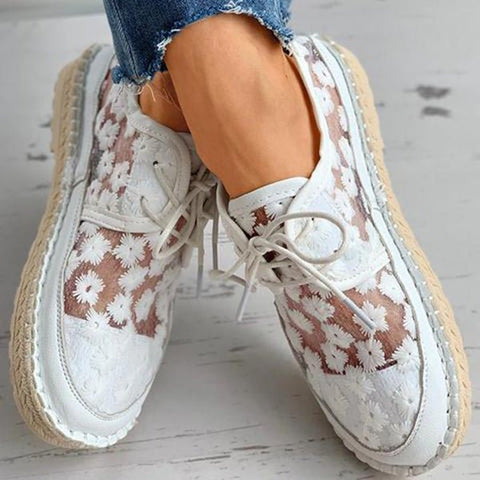 Stijlvolle luchtige schoenen voor dames met bloemen design