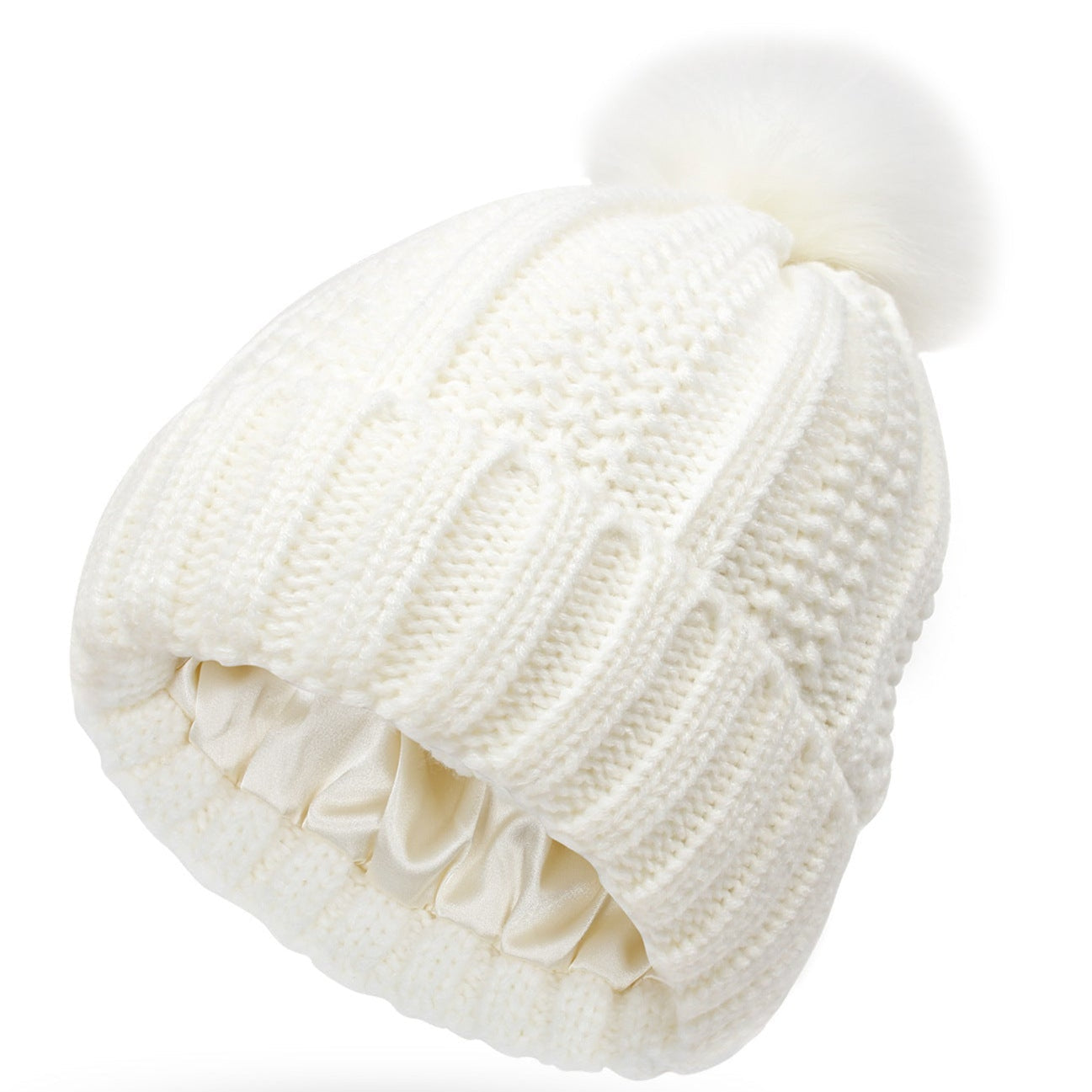 SilkBeanie Pompom – De Muts die Niet Pluist