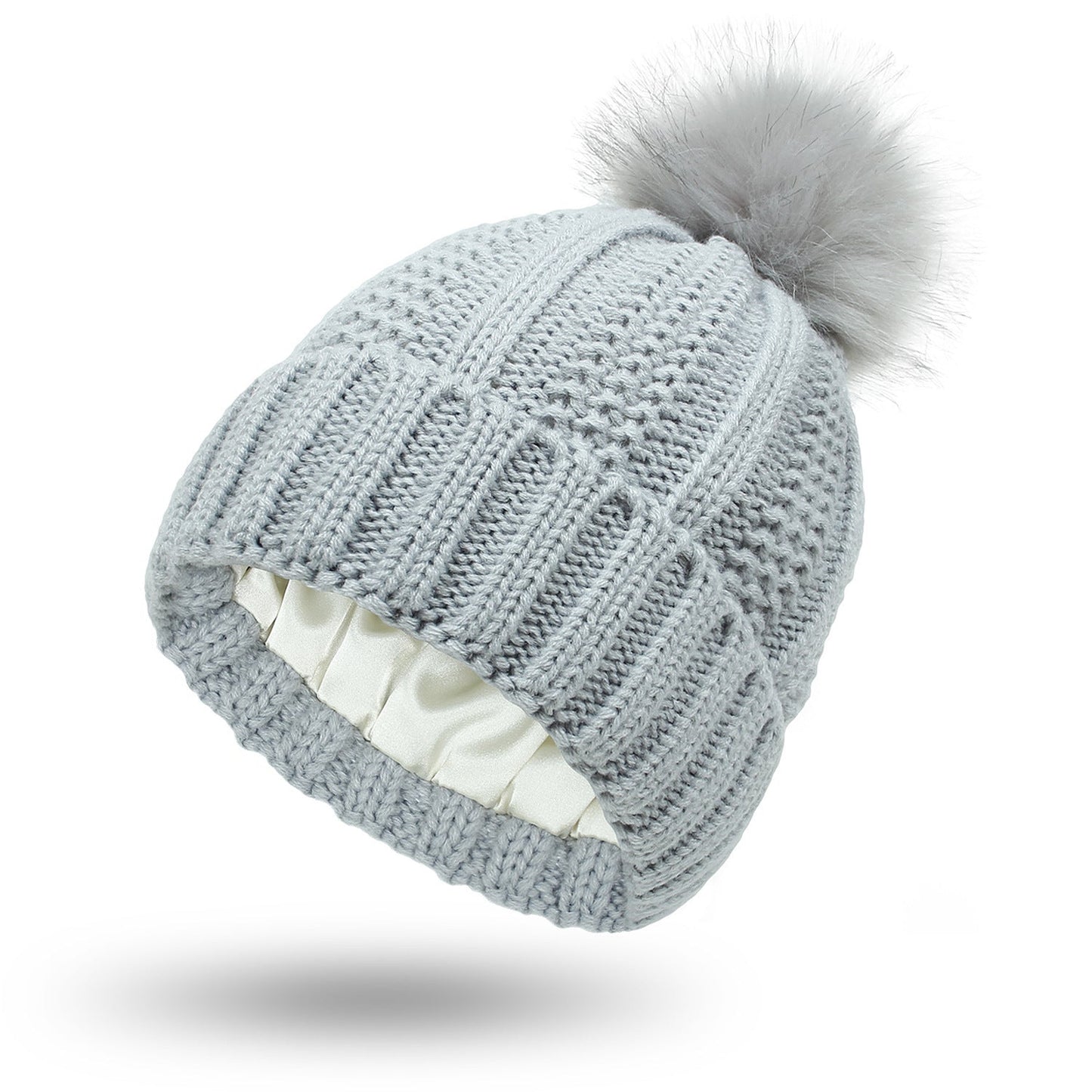 SilkBeanie Pompom – De Muts die Niet Pluist