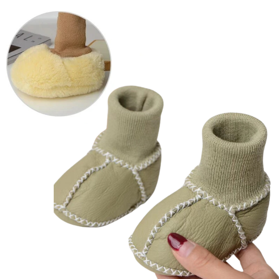 Mini Cozy – Warme & Knusse Babyslofjes voor de Winter!