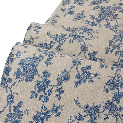 Vintage Blauwe Bloem Tafelloper – Voeg een Tijdloze Sfeer toe aan je Tafel