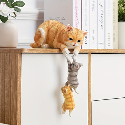 Hangende Kittens Beeld – Unieke Katten Decoratie voor jouw Interieur