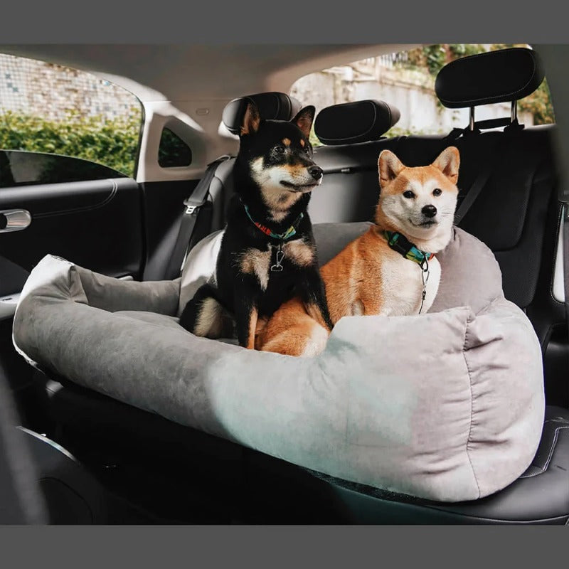 Luxe Honden Autobed 'SnugTravel' – Comfort & Veiligheid voor Onderweg